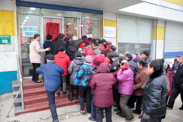 廣東老板開超市，利用“廢品回收”，年賺80萬，玩的就是套路